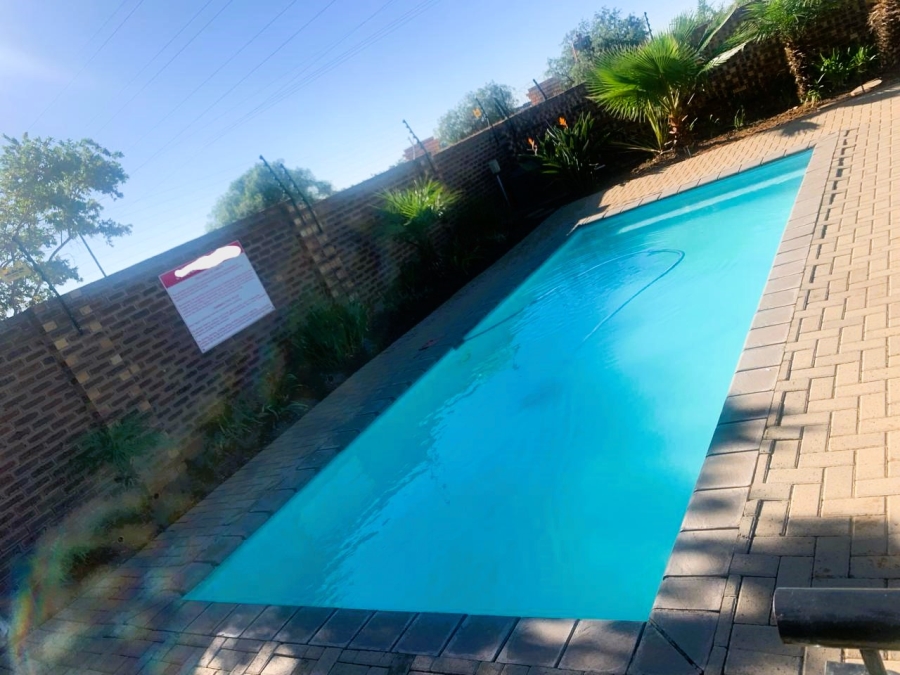 To Let 3 Bedroom Property for Rent in Heuwelsig Free State
